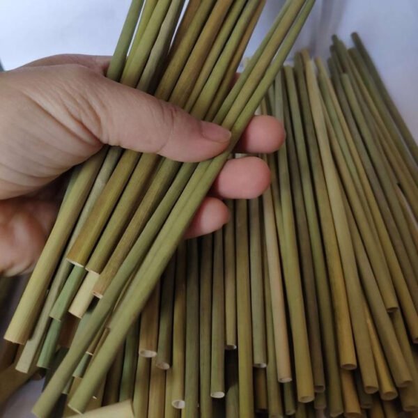 clean-natural-grass-straws-from-vietnam